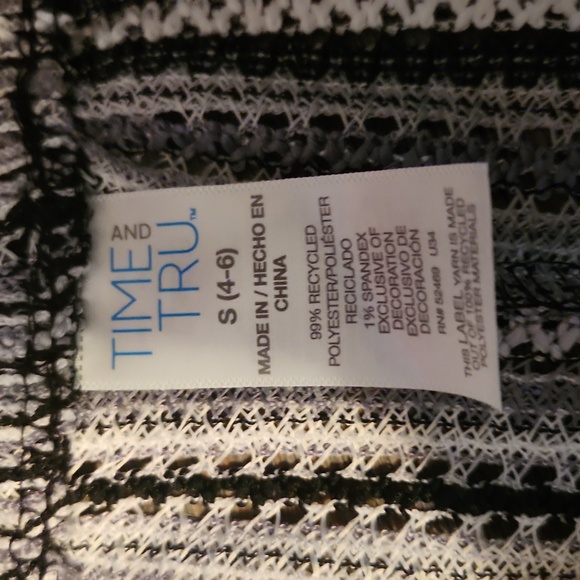 NWT Time and Tru Swimsuit Cover Pants - Split Leg, Mesh - Size Small (4-6) - Picture 3 of 5